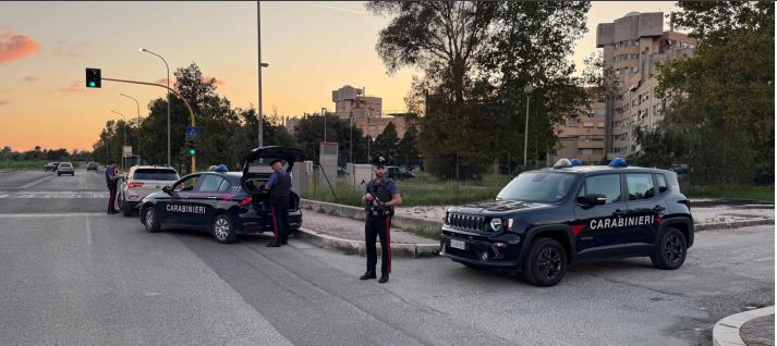 Controlli ad “Alto Impatto”, 20enne fermato con manganello telescopico