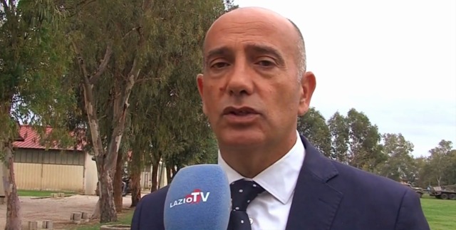 Vandali a scuola, oggi tre istituti chiusi dopo i furti