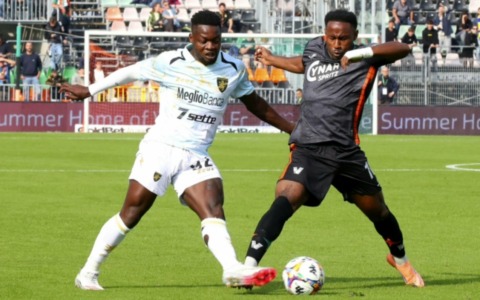 Frosinone, pensiero al Monza