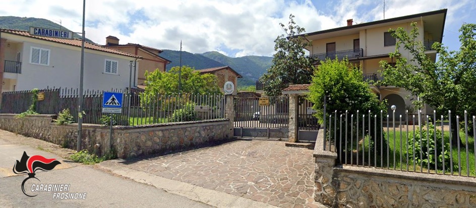 Maltratta la convivente ed il figlio, 46enne allontanato dalla casa familiare