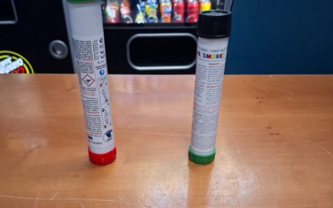 Tirapugni e fumogeni, denunciati dalla Polizia due ultras