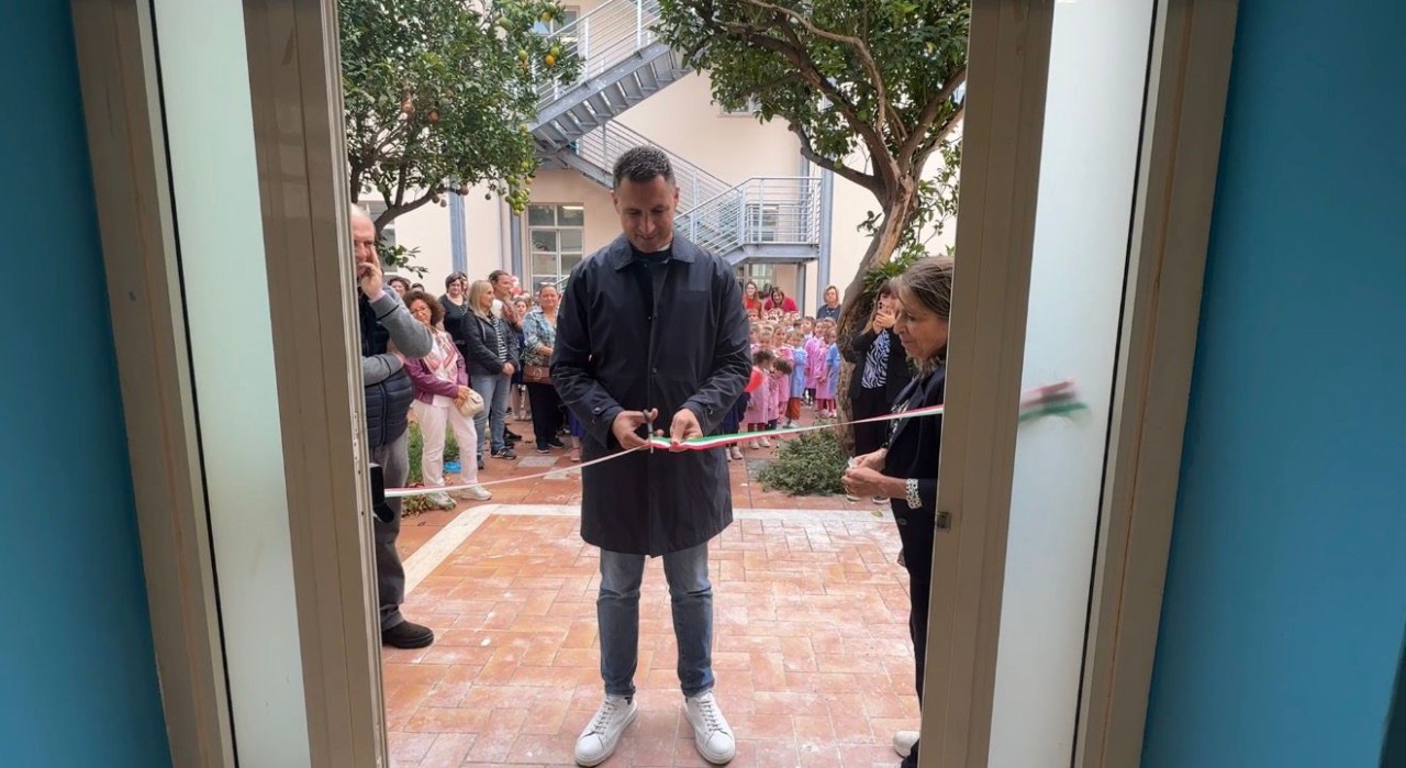 Una nuova palestra per crescere: riqualificato lo spazio dedicato all’attività motoria scolastica