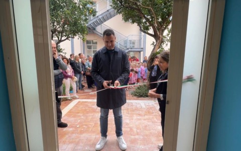 Una nuova palestra per crescere: riqualificato lo spazio dedicato all’attività motoria scolastica