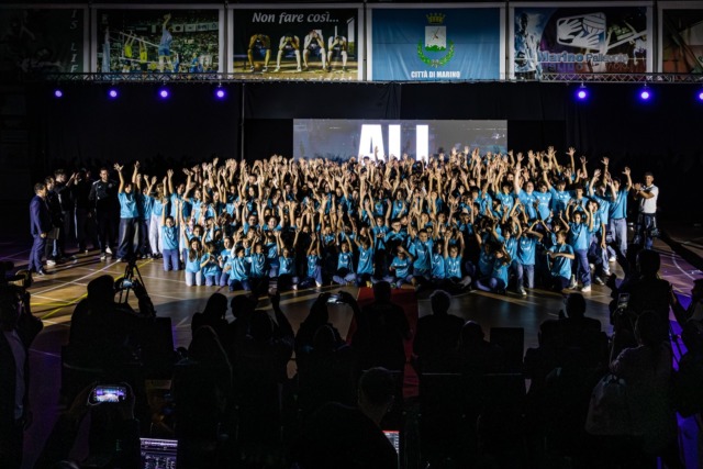 Marino, presentazione in grande stile