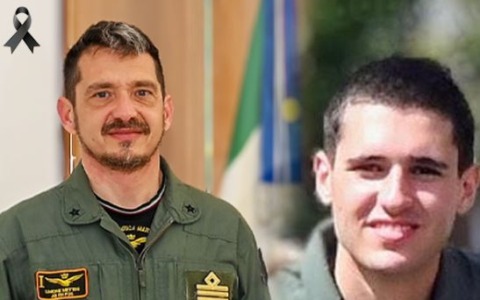 Tragedia aerea, oggi i funerali dei due militari