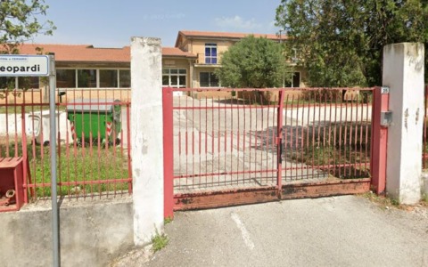 Quattro scuole svaligiate in poche ore nel frusinate