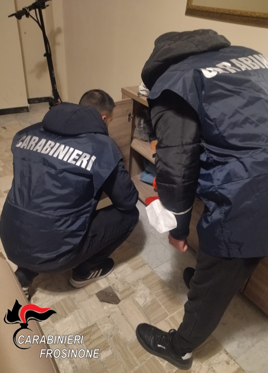 Spaccio di droga, tre misure cautelari e sette indagati