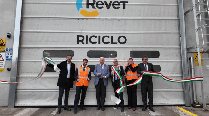 Revet (Gruppo Plures) avvia la seconda linea di produzione dell’impianto di riciclo plastiche post-consumo a Pontedera