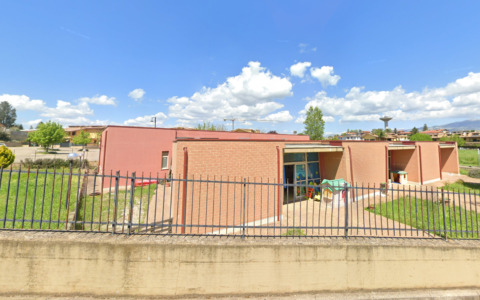 Vandalismo alla scuola Cappuccetto Rosso, riunione urgente in Comune