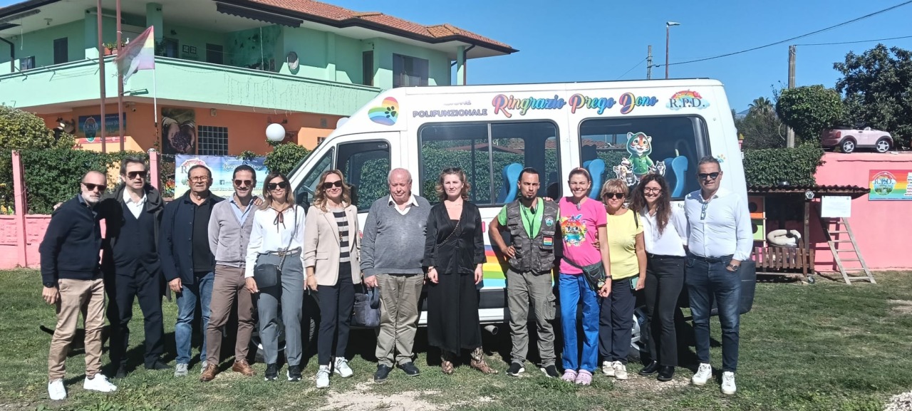 La Commissione Attività Produttive del Comune in visita al Rifugio per animali