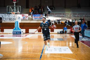 Benacquista Latina e Virtus Roma difendono il primato