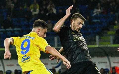 Frosinone, poker alla Virtus Entella