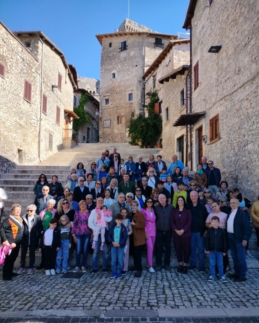 Festa dei Nonni con una passeggiata nonni-nipoti al Castello Caetani