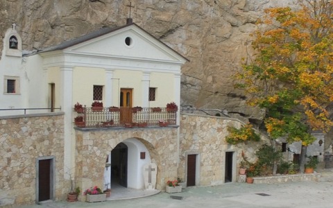 Furto nel Santuario della Santissima Trinità