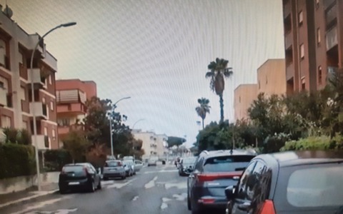 Furti in Via Reni, raccolta di firme da parte dei residenti