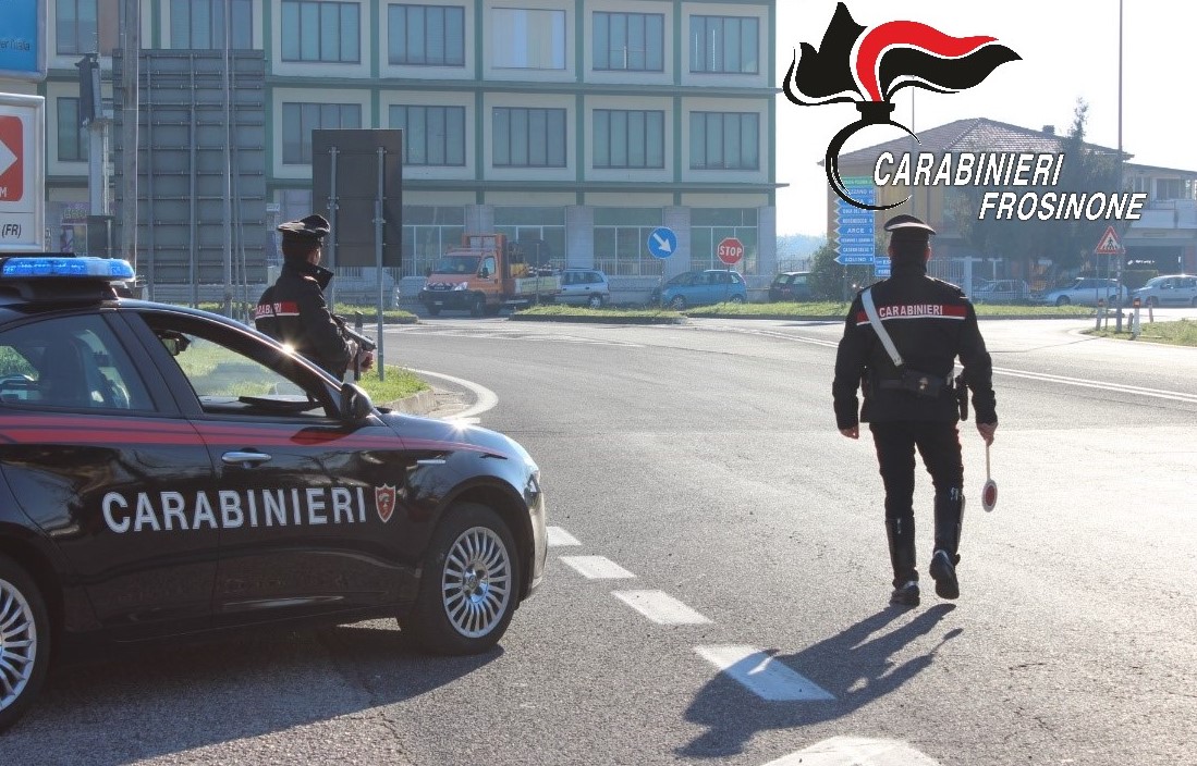Cocaina e alcol, controlli del territorio dei Carabinieri