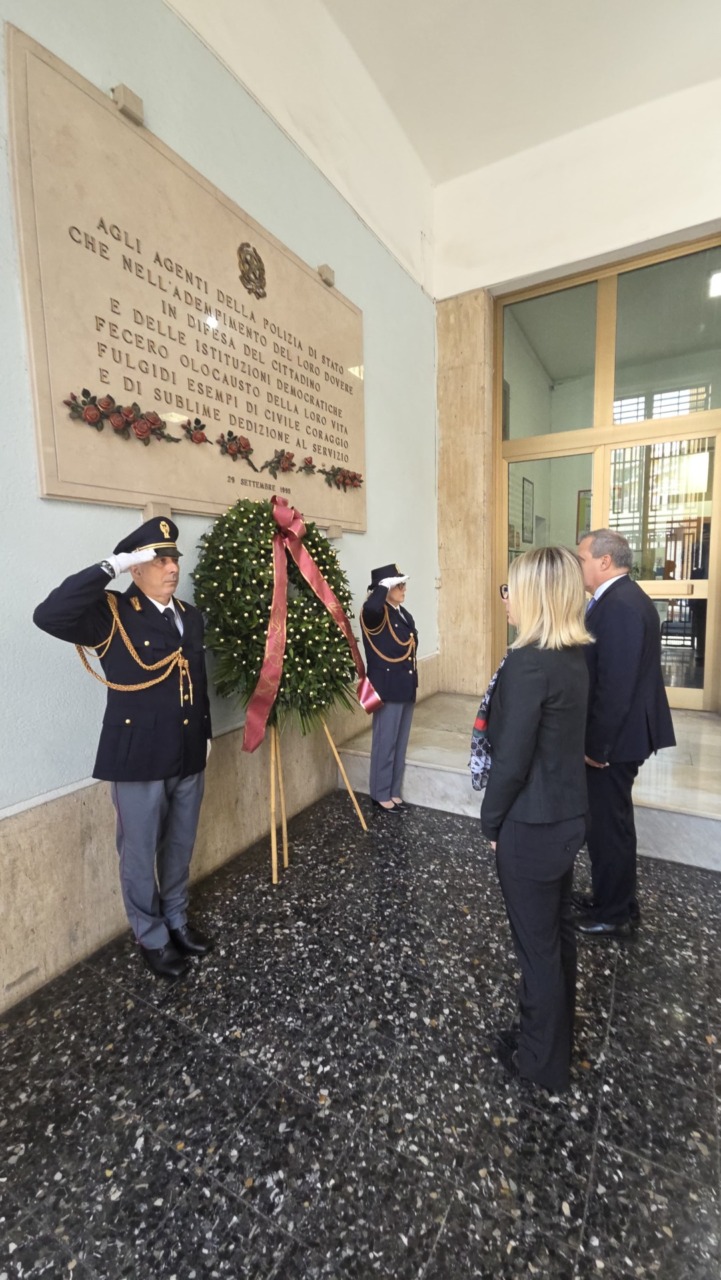 La Polizia di Stato ricorda i propri caduti e le vittime del dovere