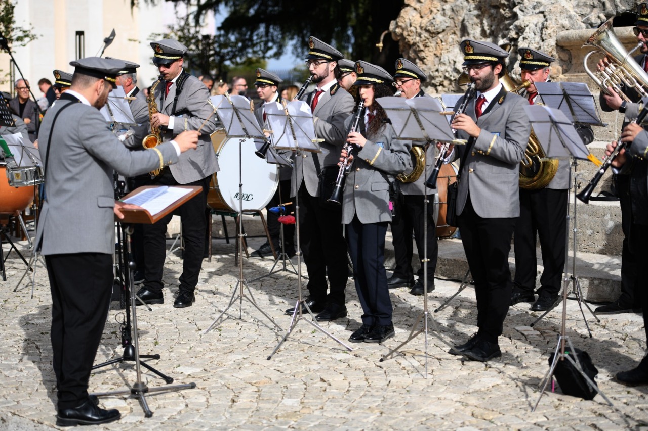 La Banda Musicale “Città di Cisterna” festeggia il suo 35° anniversario. Il concerto in Comune