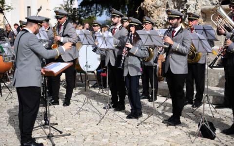 La Banda Musicale “Città di Cisterna” festeggia il suo 35° anniversario. Il concerto in Comune