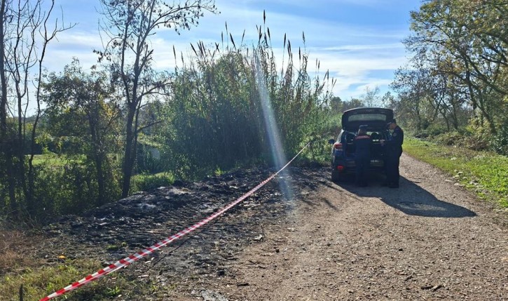 Abbandono e incenerimento di rifiuti, denunciato imprenditore agricolo