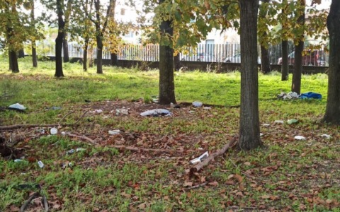 Degrado al parco Falcone e Borsellino, la denuncia dei cittadini