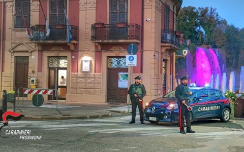 Spaccio di droga, donna di 35 anni agli arresti domiciliari