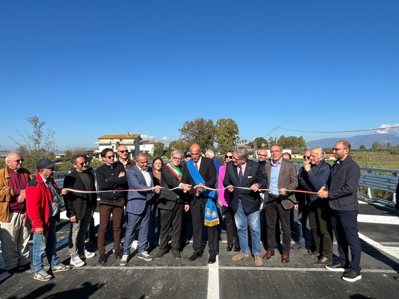 Riapre il Ponte sulla Ninfina II tra Latina e Cisterna. LE INTERVISTE