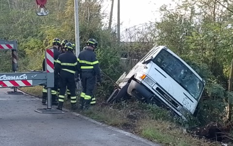 Schianto in via del Piccarello, morto un uomo di 56 anni. LE IMMAGINI