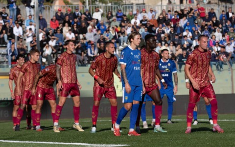 Latina verso il Cosenza, Bruno finisce sotto esame