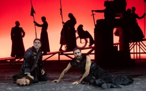 Questa sera al Teatro D’Annunzio in scena “Macbeth” con Daniele Pecci e Sandra Toffolatti