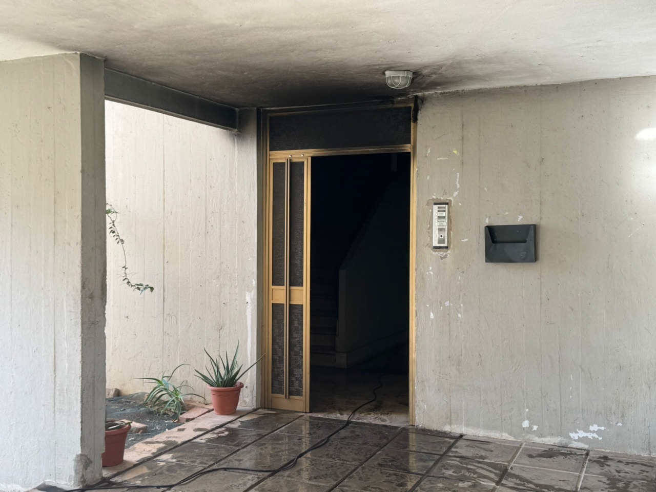 Attentati alle Case Arlecchino, proseguono le indagini. Questa sera Monitor in diretta da via Guido Rossa