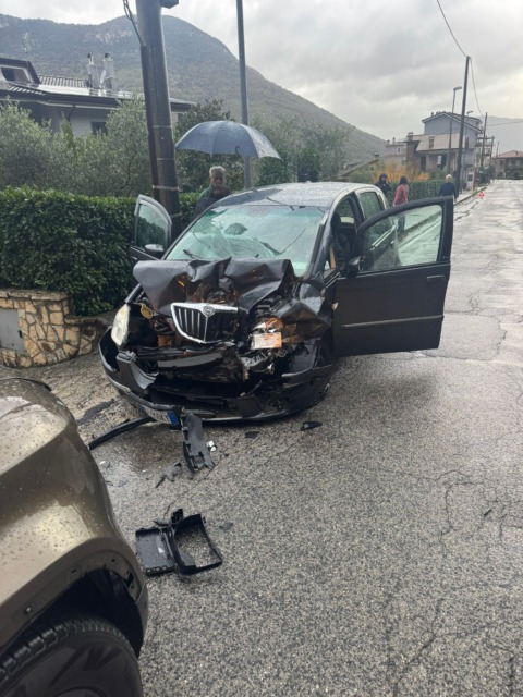 Scontro frontale sulla Frosinone-Gaeta