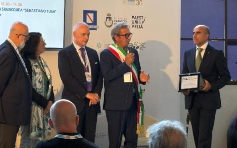 Il Comune riceve il Premio Sebastiano Tusa per l’Archeologia Subacquea alla XXVII Borsa Mediterranea del Turismo Archeologico