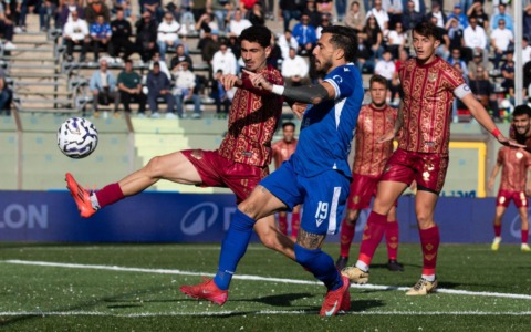 Oggi Latina-Cosenza, Bruno: “Con le grandi facciamo bene”.VIDEO