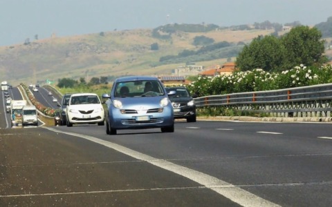 Esodo natalizio, in campo 2.800 operatori: traffico intenso sul GRA e nel Lazio