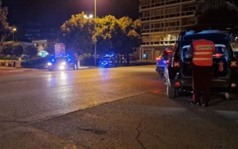 Avevano un martello in auto, fermate due donne