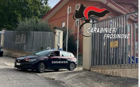 Furto in un bar, due denunciati dai Carabinieri