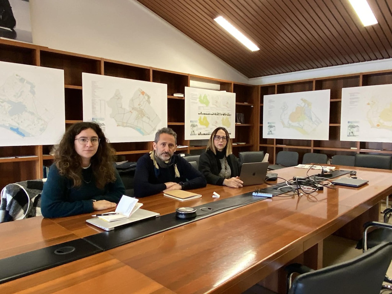 Commissione Bilancio deserta. L’opposizione all’attacco: “Ennesima prova di un governo inadeguato”