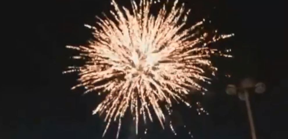 Le città si preparano al Capodanno in piazza e a teatro