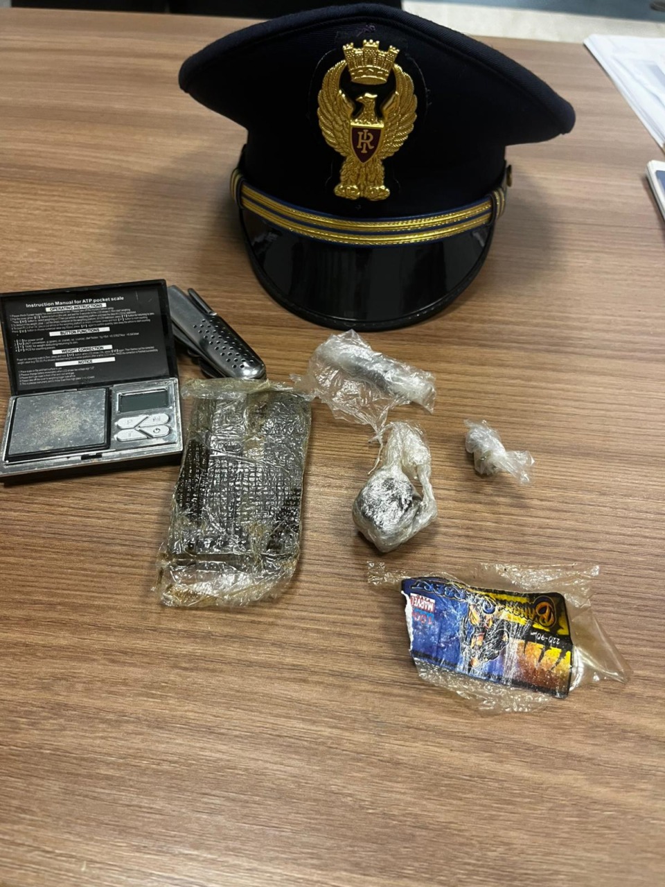 Sorpreso mentre spaccia la droga sul lungomare Caboto, arrestato