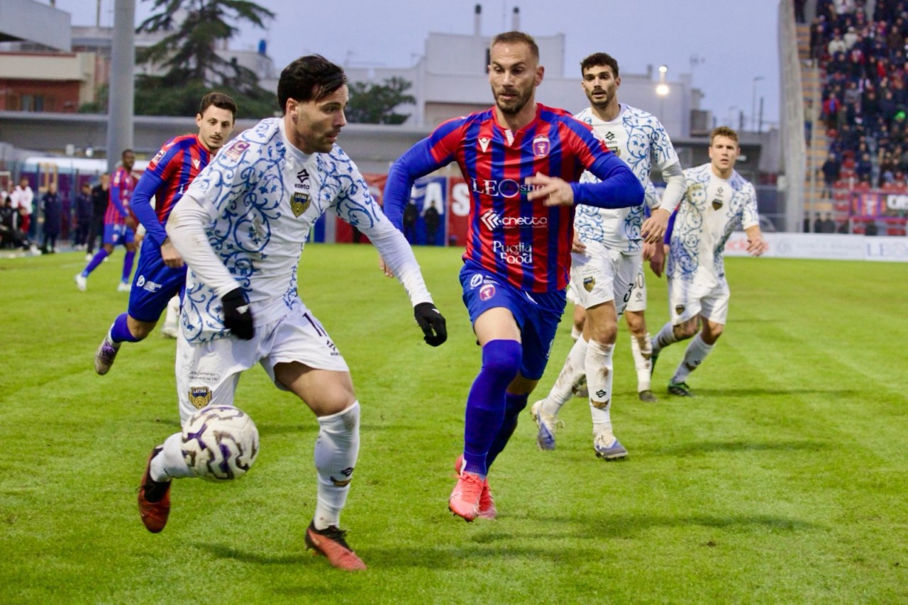 Casarano – Latina, 1-1, pareggio neroazzurro in pieno recupero