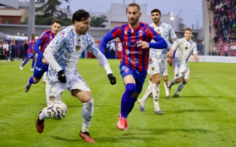 Casarano – Latina, 1-1, pareggio neroazzurro in pieno recupero