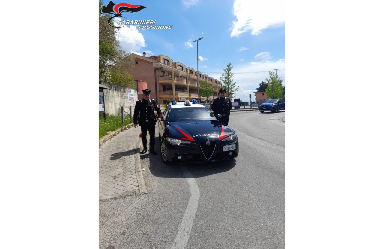 Due donne arrestate dopo il tentato furto di cosmetici in un centro commerciale