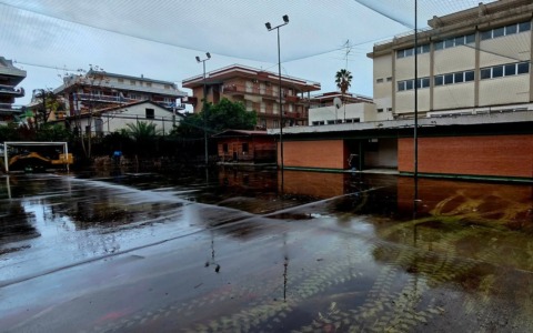 San Giulio: iniziati i lavori per il nuovo campetto polivalente