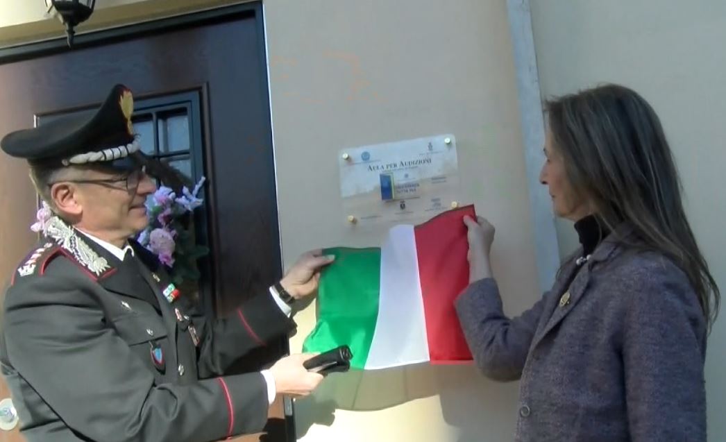 Contrasto alla violenza, inaugurata “Una stanza tutta per sé” presso il comando provinciale dei carabinieri