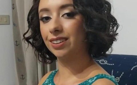 “Ciao Aurora, basta violenza”, la fiaccolata per ricordare la 19enne uccisa a Milano