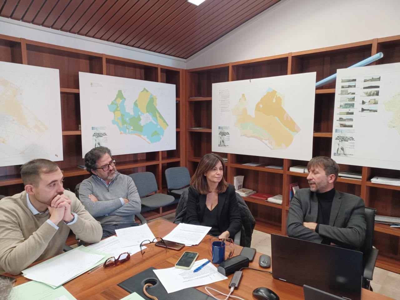 Comune, illustrato in commissione il Bilancio di previsione: “Dieci milioni per le strade”