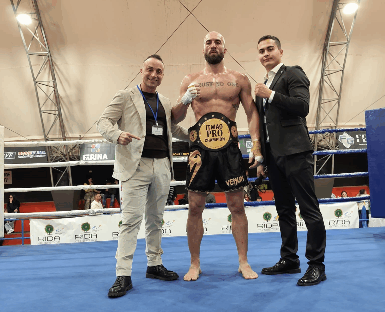 Kermesse internazionale di Kickboxing nella tensostruttura della Virtus basket