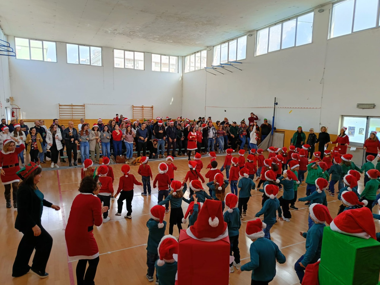 Spettacolo di Natale alla Scuola dell’Infanzia della G.Manzi