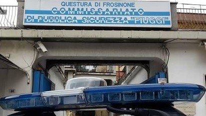 Schiaffi e spinte nei confronti della ex compagna, arrestato